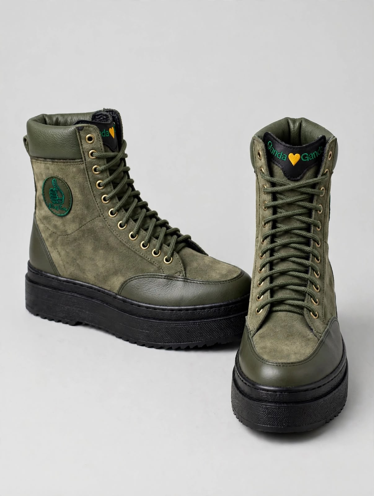 Ganda Ganda Boots